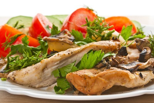 Жареная курица с грибами по-тайски