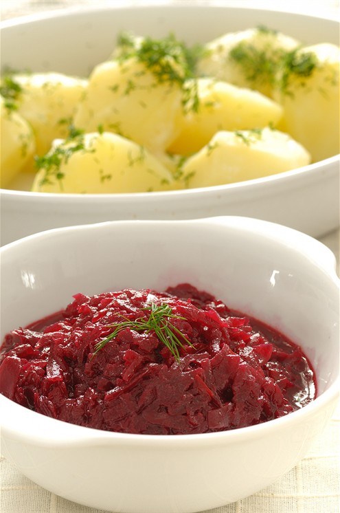 Свекла с чесноком и грецкими орехами