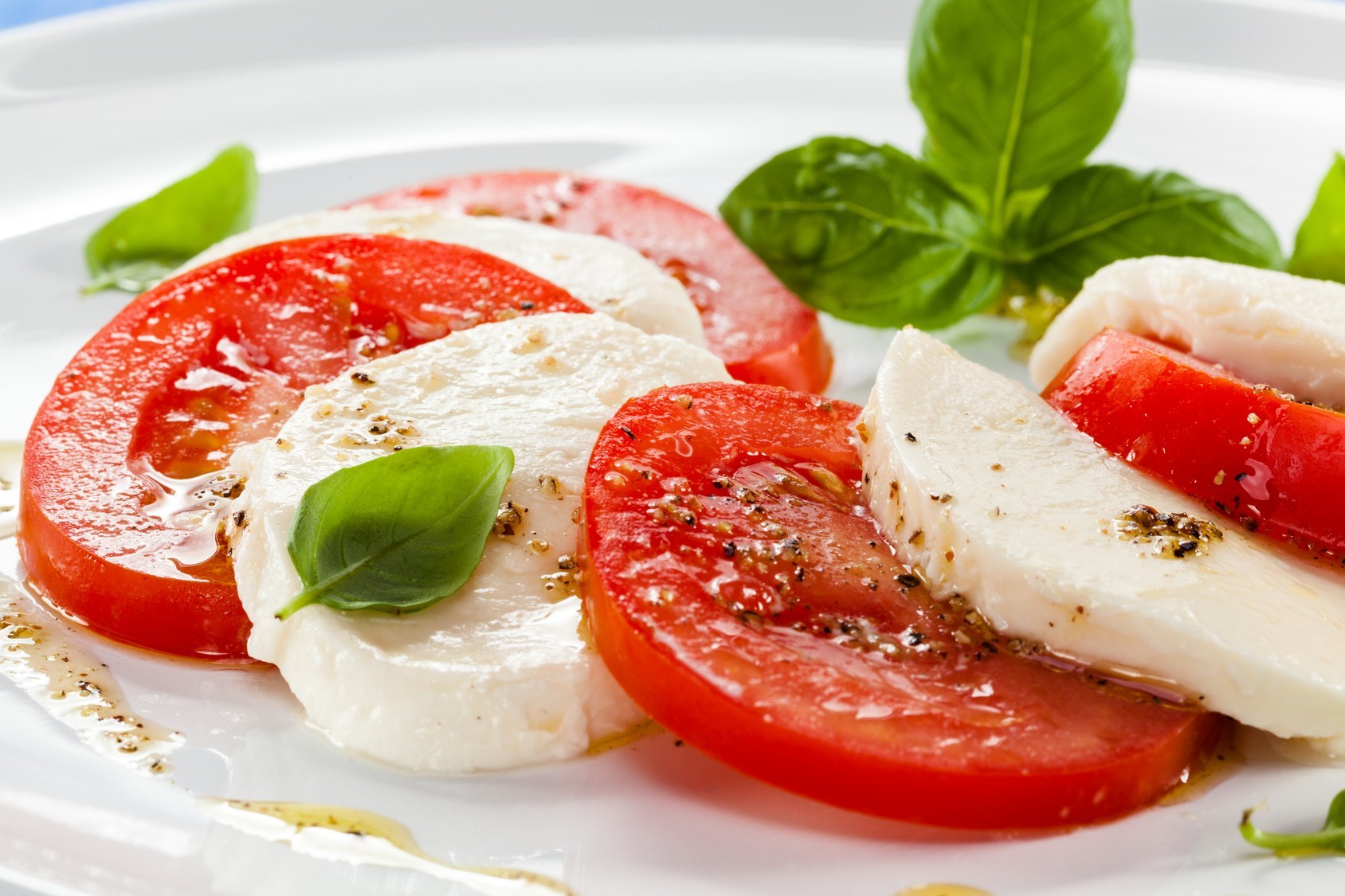 Сицилийская Капрезе Буфала от Арама Мнацаканова (Caprese di bufala)
