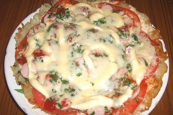 Картофельная пицца на сковороде