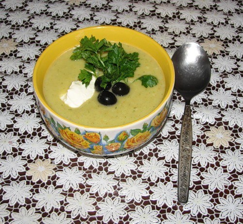 Овощной суп-пюре с оливками