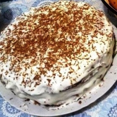 Торт с грецкими орехами и сметанным кремом