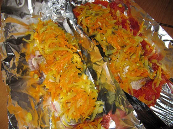 Ленок под овощами
