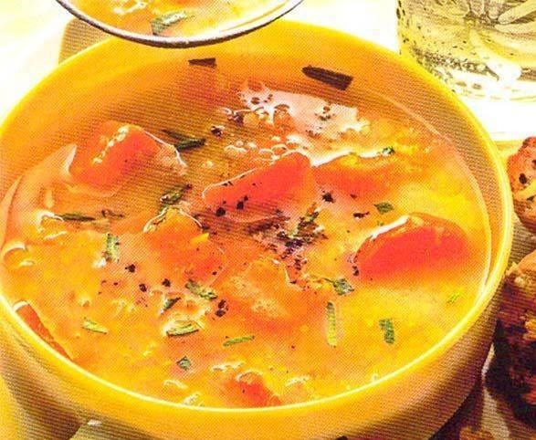 Овощной суп с тыквой и чечевицей