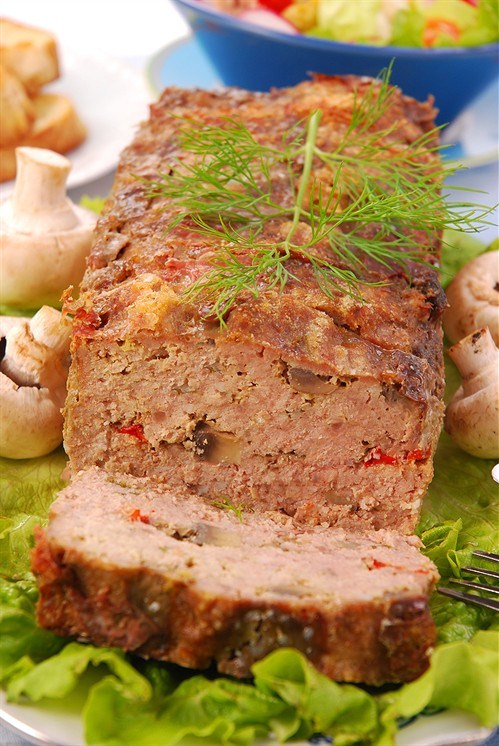 Простой мясной хлеб