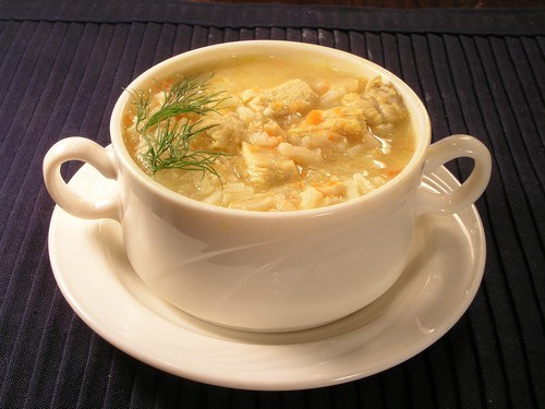 Куриный суп с рисом и укропом