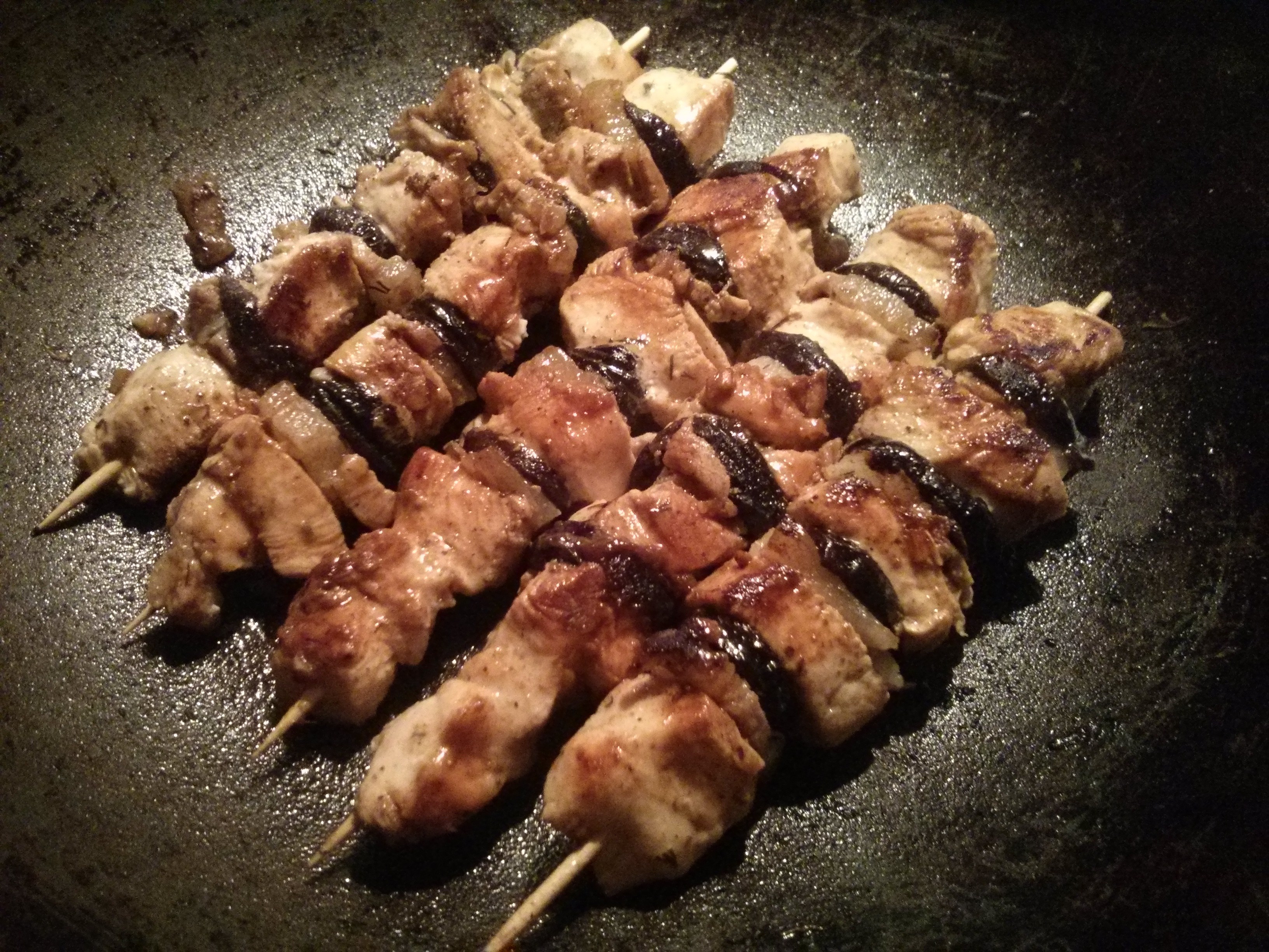 Куриные шашлычки с черносливом