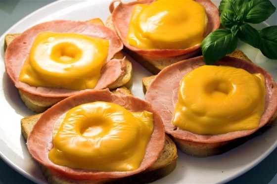 Гренки с ананасом