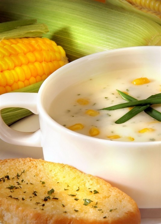 Холодный суп из кукурузы с яйцами