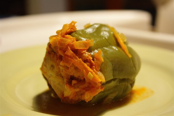 Перцы, фаршированные мясом и рисом