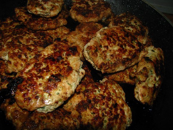 Куриные котлеты с перцем