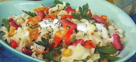 Салат с фасолью и кукурузой