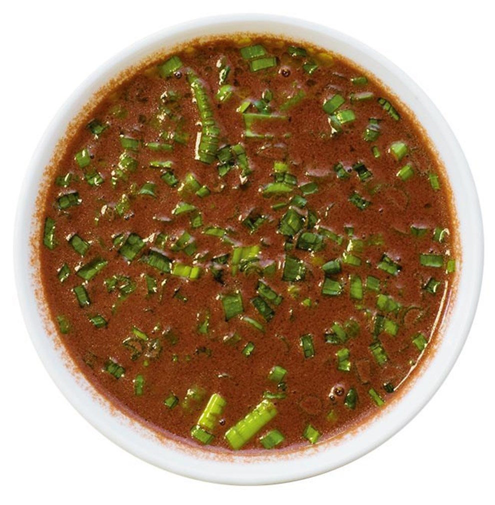 Соус из говяжьего бульона, кагора, сливок и трюфельного масла