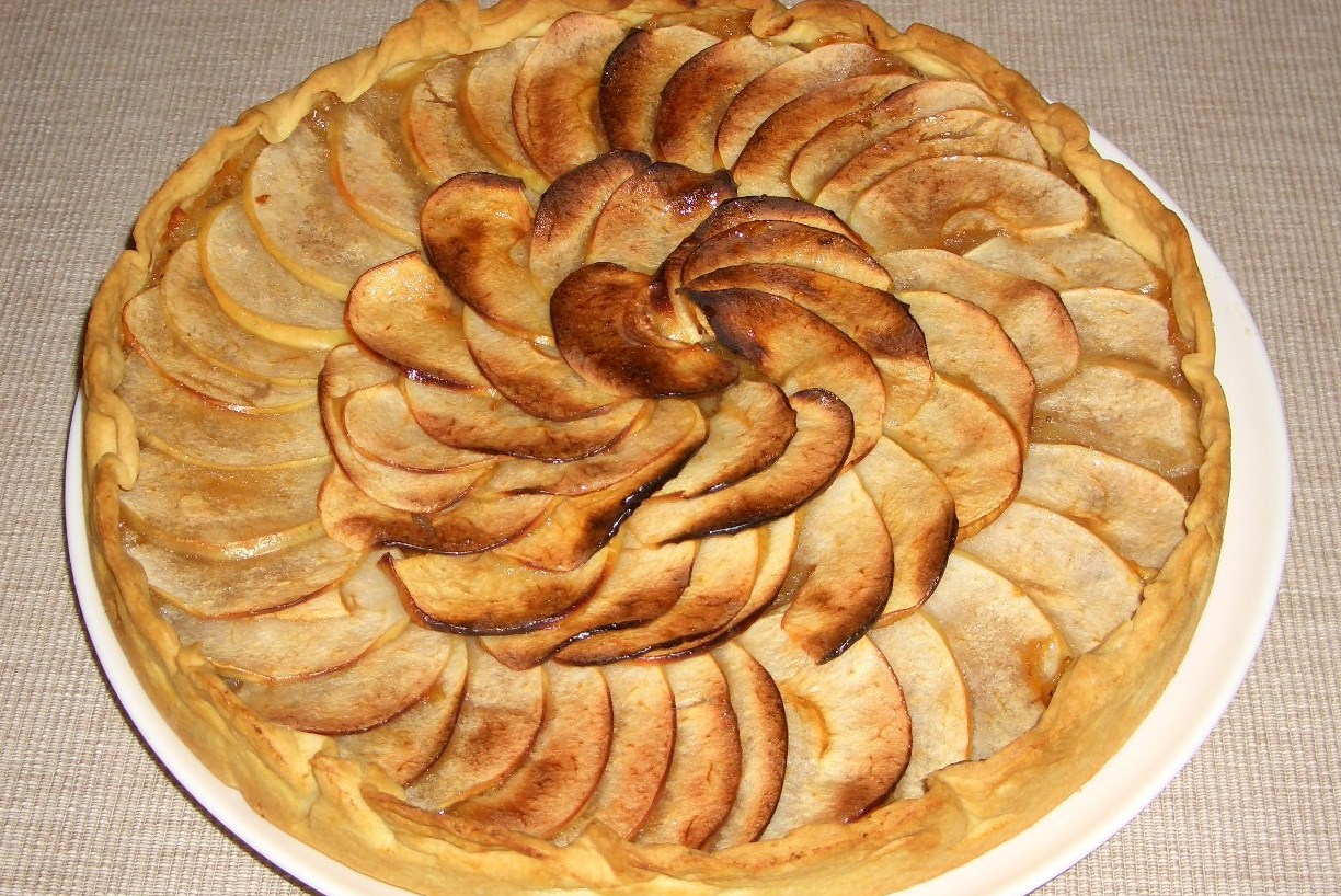 Яблочный пирог по-французски