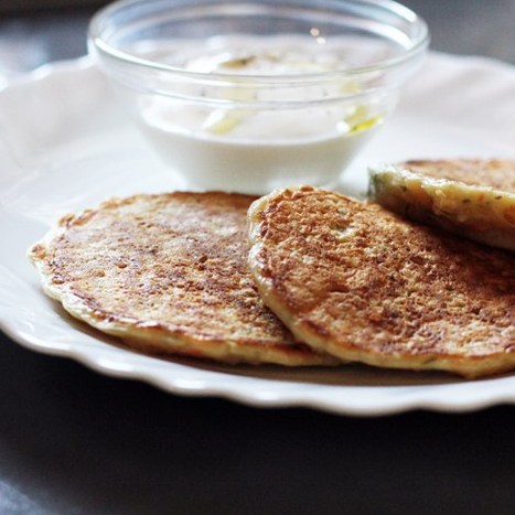 Оладьи с киноа и овощами