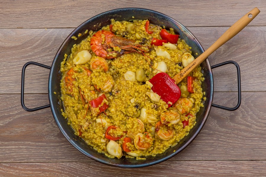 Паэлья с морепродуктами