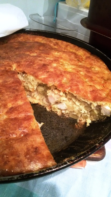 Нежный пирог с курицей и грибами