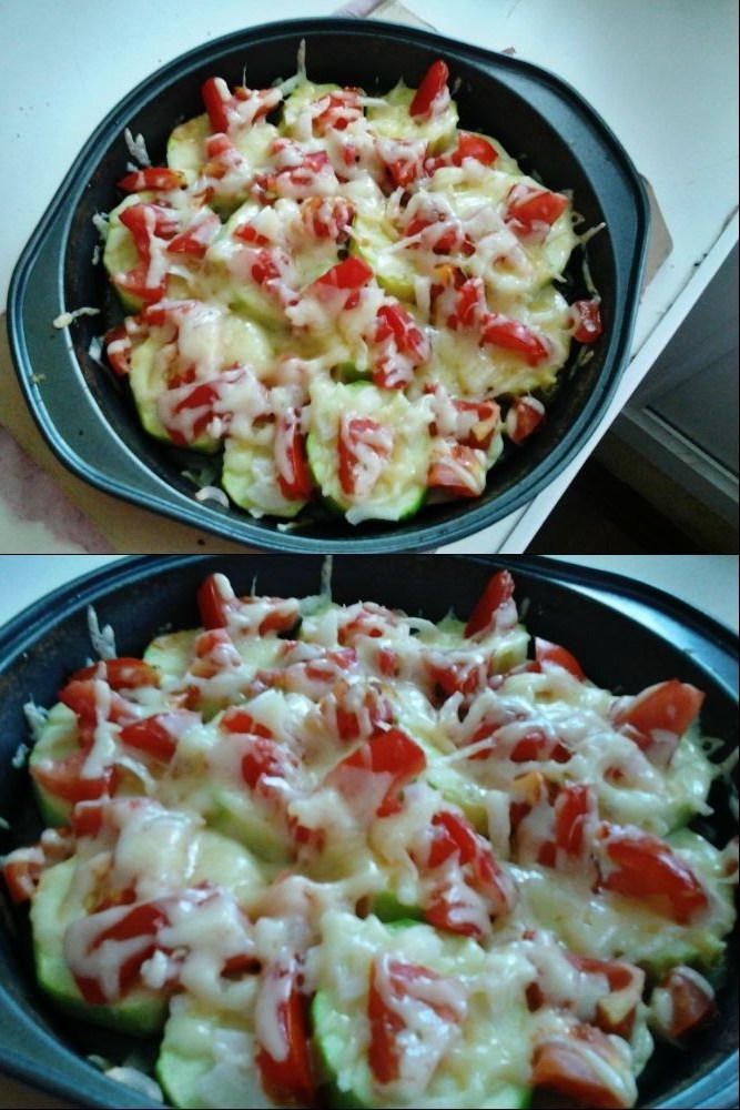 Кабачок с помидором и сыром