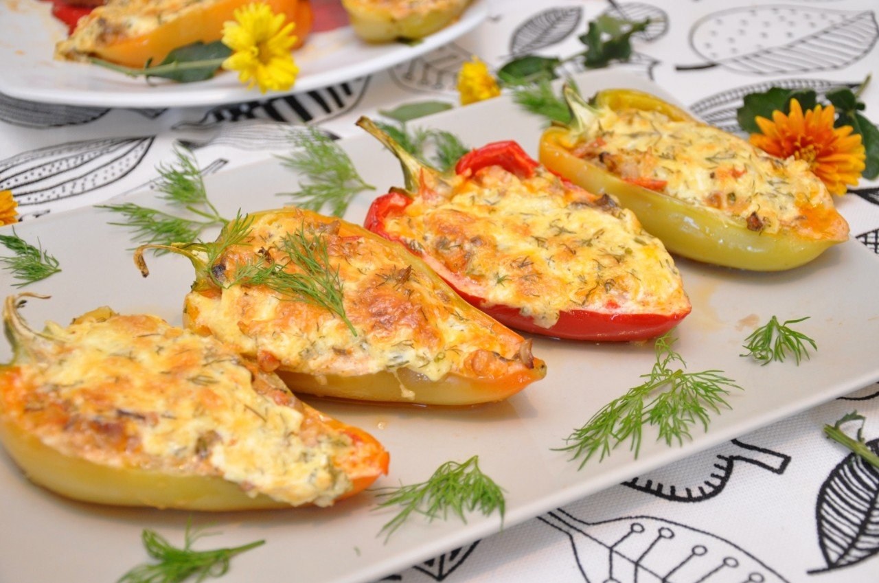 Перец, фаршированный курицей