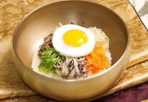 Рисовый микс с мясом «Пибимпап» (비빔밥)