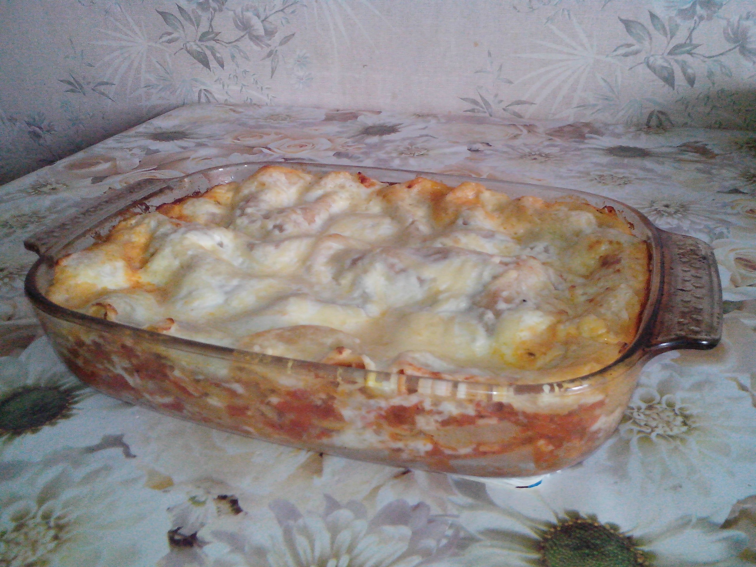 Лазанья болоньезе с соусом бешамель