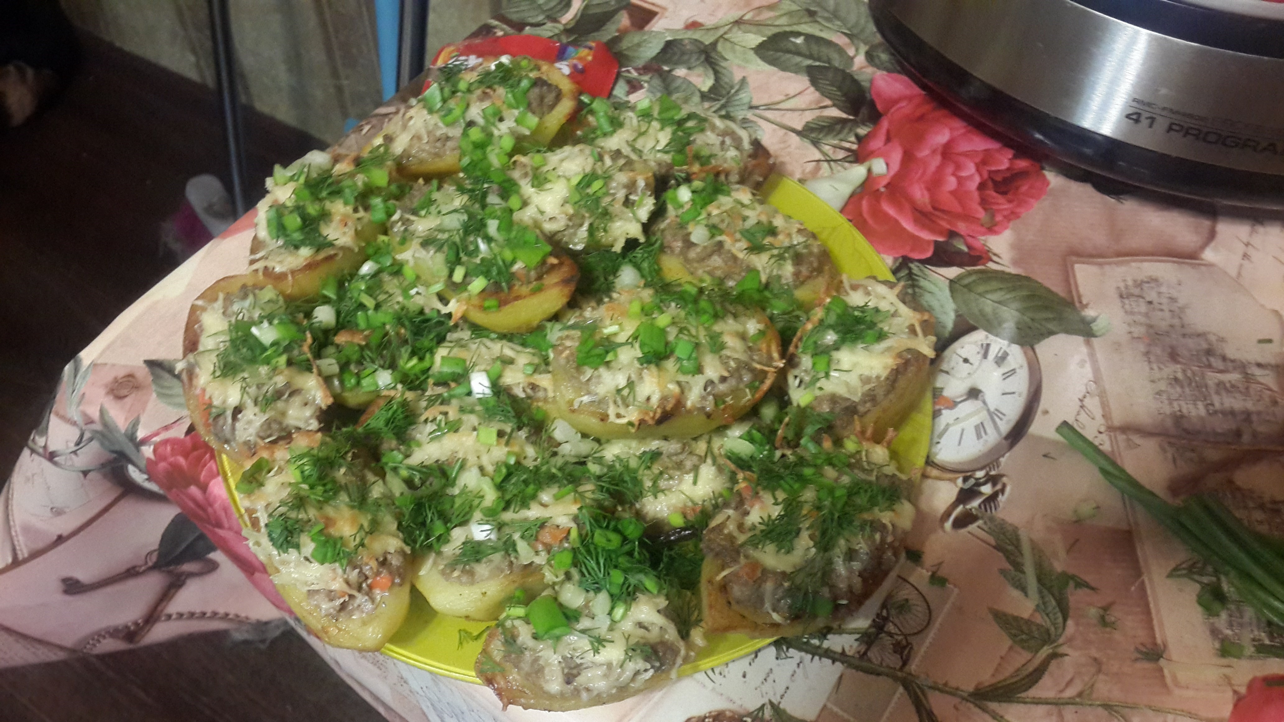 Картошка запеченная с фаршем