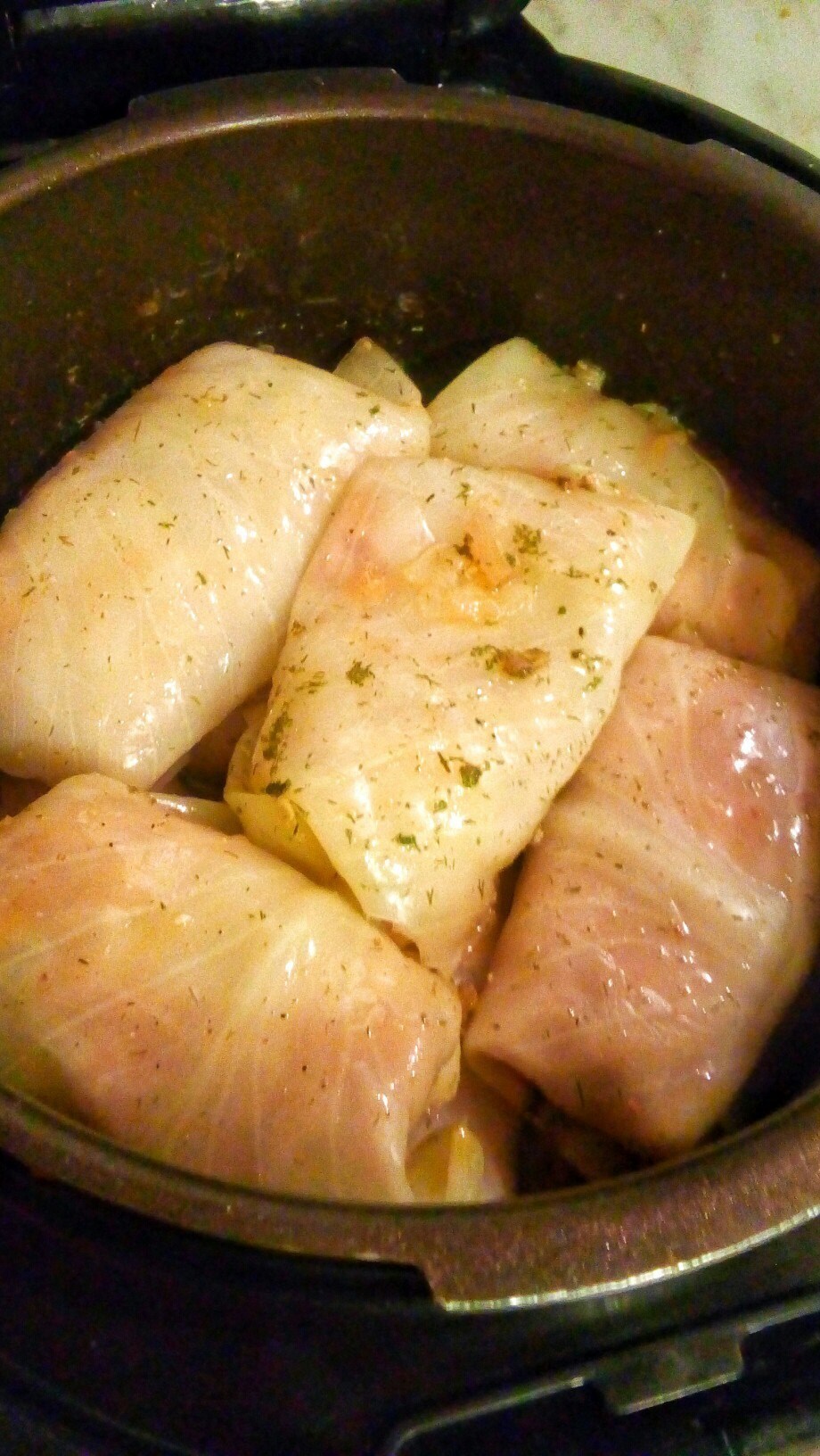 Голубцы в мультиварке с фаршем и рисом